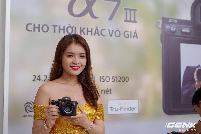 Máy ảnh Sony A7 III chính thức ra mắt tại Việt Nam: cảm biến Full-frame 24MP, lấy nét cực nhanh, dung lượng pin gấp 2,2 lần, giá bán gần 49 triệu đồng - Ảnh 16.