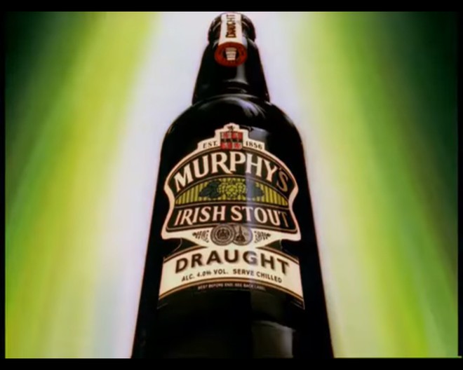 Quảng cáo bia năm 1997 của Ireland là một đoạn phim cyber-punk cực kỳ thú vị - Ảnh 3.