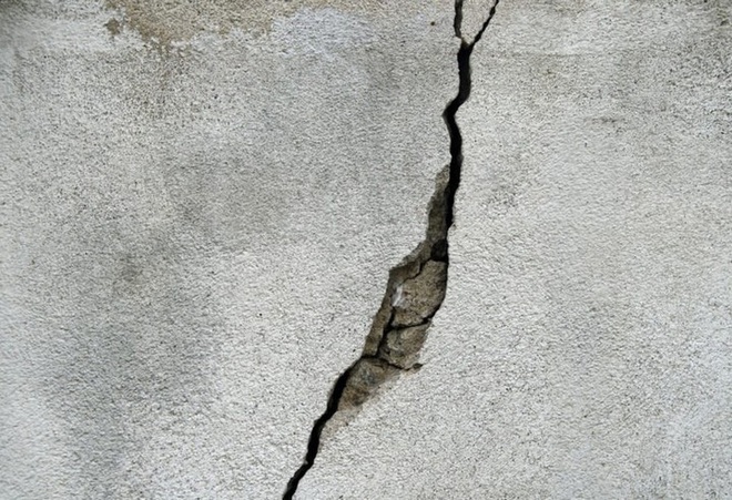 Các nhà khoa học đã nghiên cứu thành công một loại bê tông mới ít bị nứt hơn bê tông thông thường - Ảnh 2.