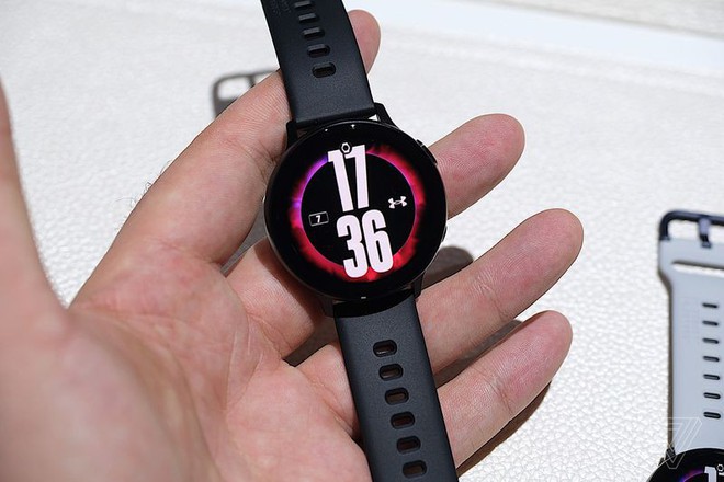 Samsung Galaxy Watch Active 2 sẽ có phiên bản Under Armour - Ảnh 1.