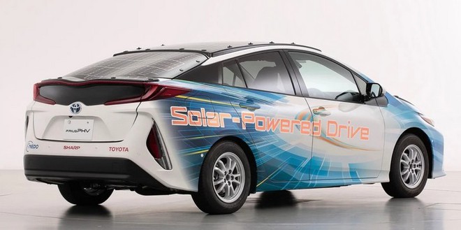 Toyota muốn chế tạo một chiếc ô tô điện chạy bằng năng lượng mặt trời có thể hoạt động mãi mãi mà không cần dừng lại để sạc - Ảnh 4.