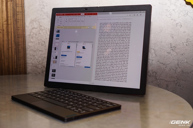 [CES 2020] Cận cảnh tablet màn hình gập Lenovo X1 Fold: Thiết kế đa dụng cho cảm ứng lẫn bàn phím vật lý, gập lại như cuốn sổ tay rất đẹp - Ảnh 4.