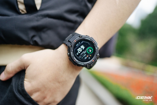 Trên tay Amazfit T-Rex: Smartwatch nồi đồng cối đá dành cho dân phượt, thiết kế giống G-Shock, giá 3.2 triệu đồng - Ảnh 13.