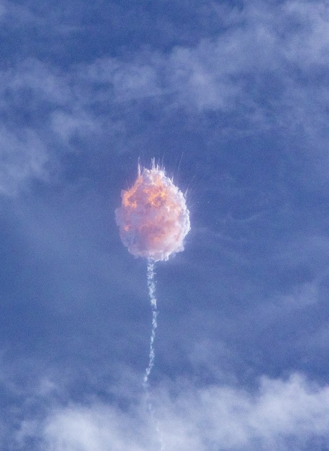 SpaceX và NASA bắn pháo hoa sớm: Tại sao họ vừa cho nổ 50 triệu USD trên trời? - Ảnh 4.