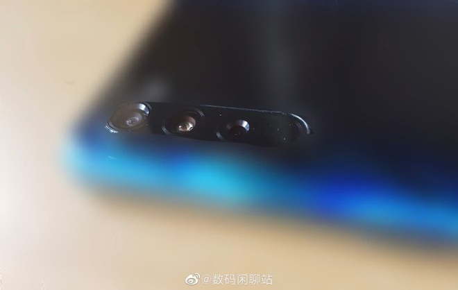 Không muốn bị lu mờ, Xiaomi sẽ ra mắt Mi 10 trước Galaxy S20 - Ảnh 1.