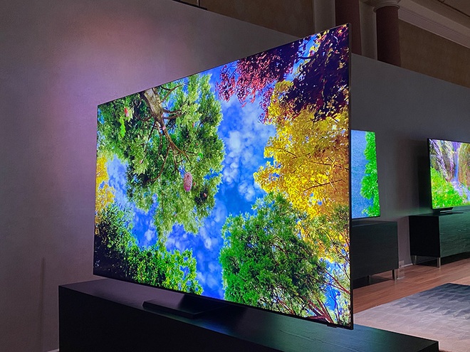 [CES 2020] Cận cảnh chiếc TV QLED không viền của Samsung:Thiết kế cực kỳ ấn tượng, tỷ lệ màn hình 99%, chỉ mỏng 14,9mm - Ảnh 2.
