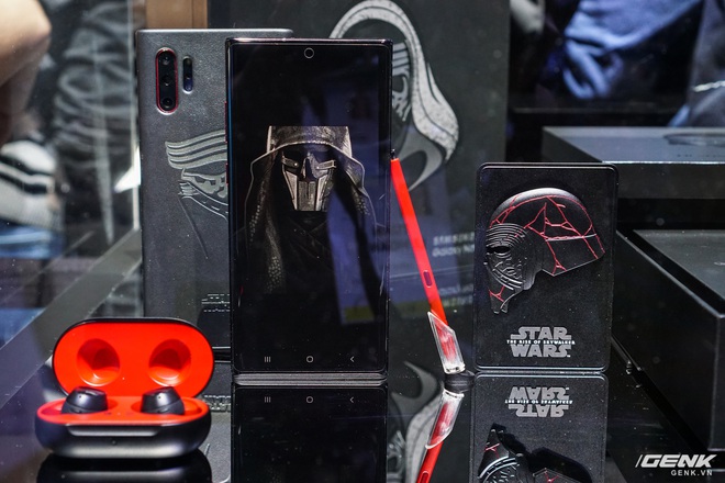 [CES 2020] Cận cảnh Galaxy Note10 phiên bản đặc biệt dành riêng cho fan Star Wars - Ảnh 2.