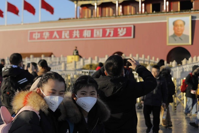 Trung Quốc: Ngồi tù vì tung tin giả về coronavirus lên mạng xã hội - Ảnh 2.