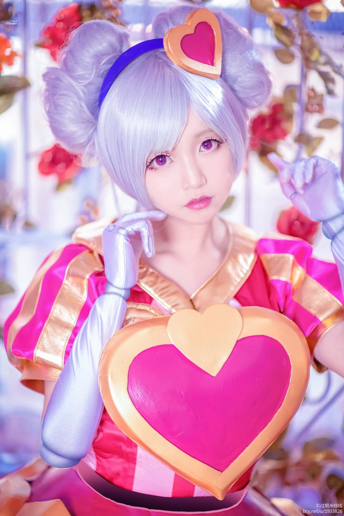 Cùng ngắm cosplay Orianna Quả Cầu Tình Ái cực dễ thương dành cho fan Liên Minh Huyền Thoại