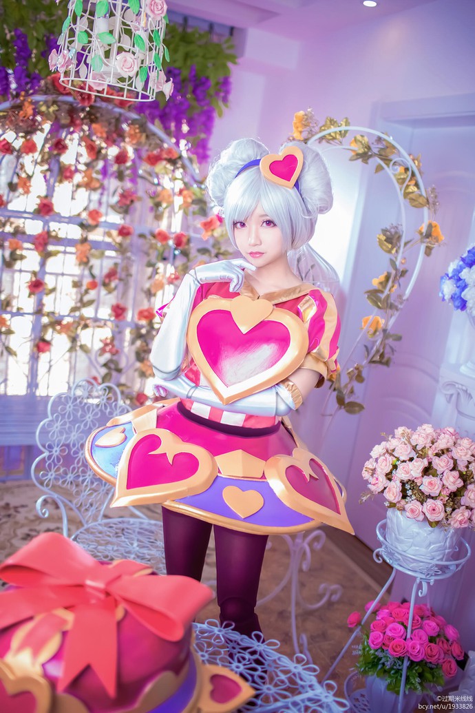 Cùng ngắm cosplay Orianna Quả Cầu Tình Ái cực dễ thương dành cho fan Liên Minh Huyền Thoại