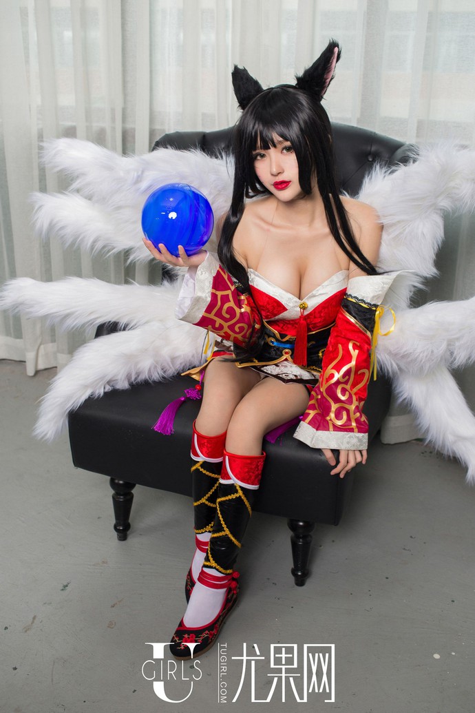 Ngất ngây với vòng ngực khủng của Xiang Chuan Ying trong bộ ảnh cosplay Ahri mới nhất - Ảnh 30.