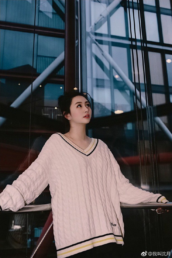 Nhan sắc của con gái nữ hoàng phim 18+ được khen là tiểu thư đẹp bậc nhất Trung Quốc - Ảnh 3.