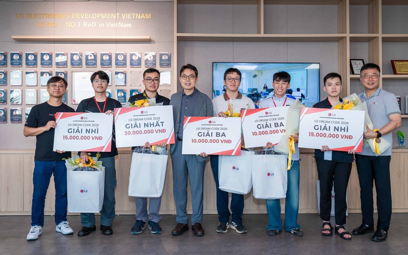 LG kỷ niệm 10 năm phát triển phần mềm ô tô tại Việt Nam