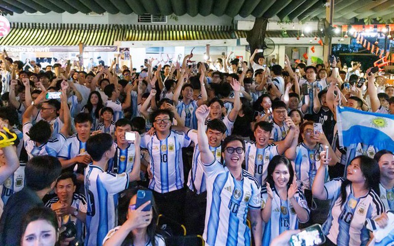 Điều đặc biệt nhất của trận chung kết Argentina - Tây Ban Nha không chỉ nằm trên sân cỏ