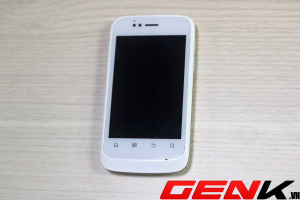 danh-gia-chi-tiet-qmobile-s11-ong-vua-cua-smartphone-gia-re