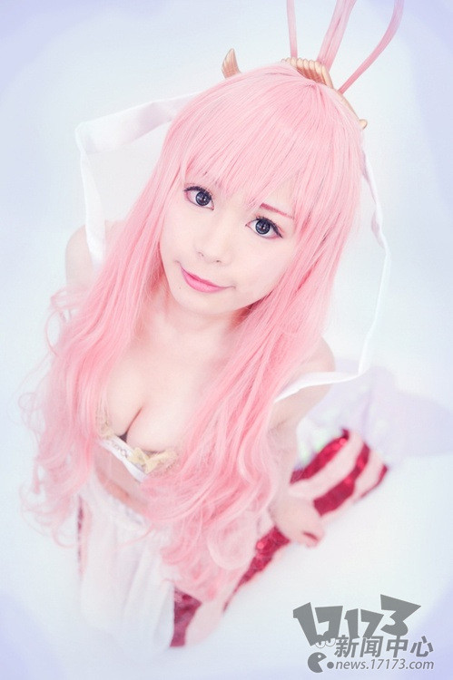 Chùm ảnh cosplay mát mẻ đến từ xứ Gấu trúc 7