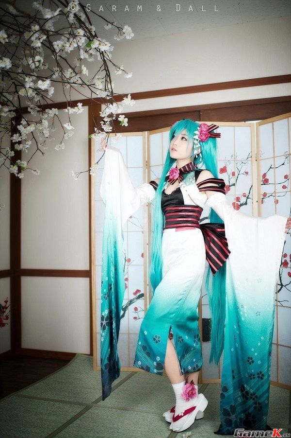 Cosplay Hatsune Miku tuyệt đẹp của thành viên Spiral Cats 2