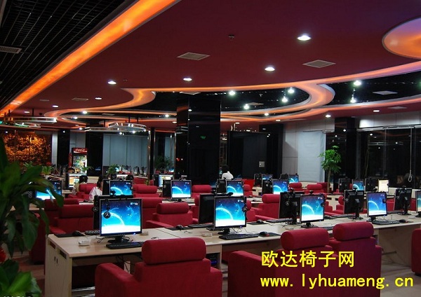 Thị trường Trung Quốc có hơn 130,000 tiệm net tính đến hết năm 2012 1