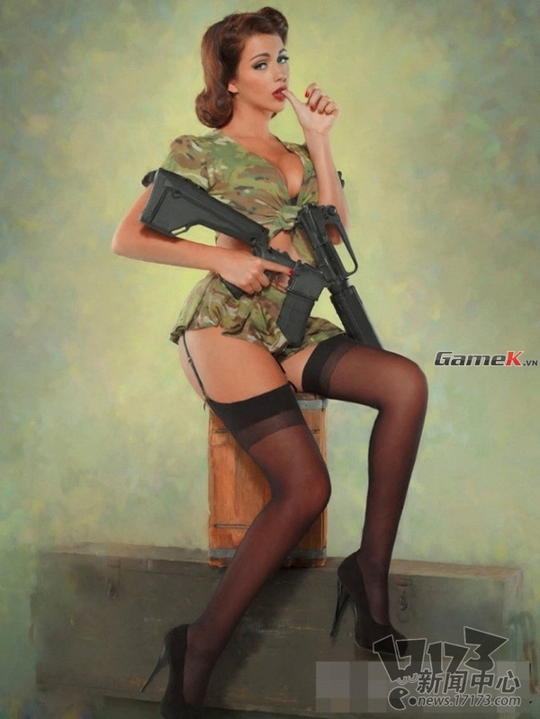 Khi các nữ quân nhân đều là những người mẫu nóng bỏng 17