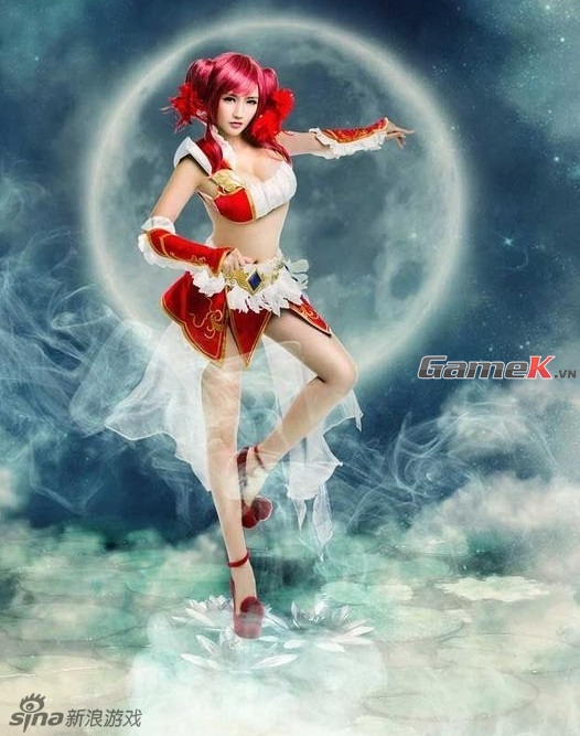 Chuỗi ảnh cosplay vô cùng gợi cảm với điểm nhấn vòng 1 16