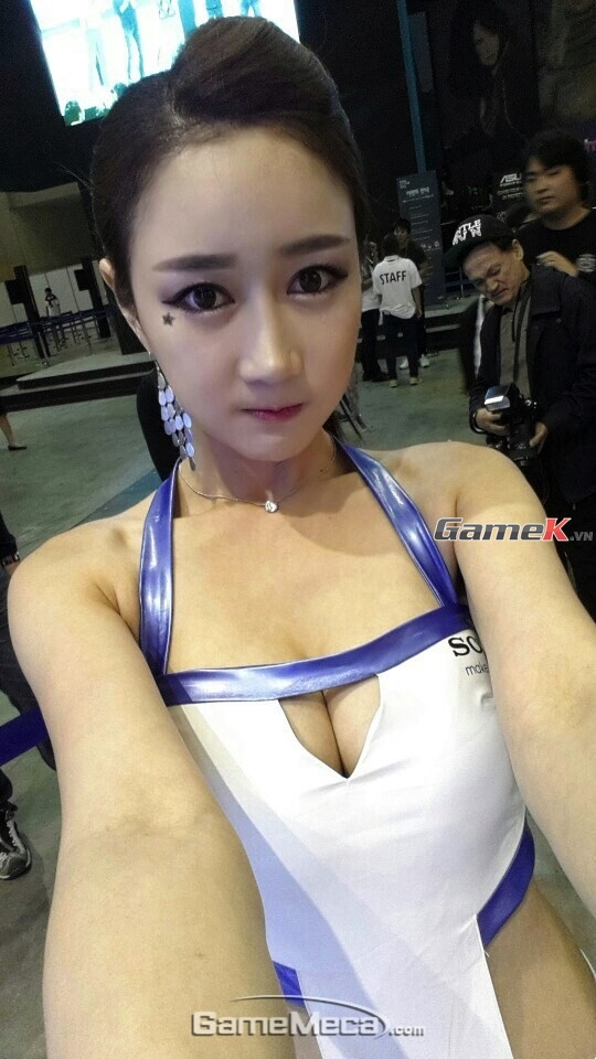 Điểm mặt những showgirl sexy nhất G-Star 2013 5