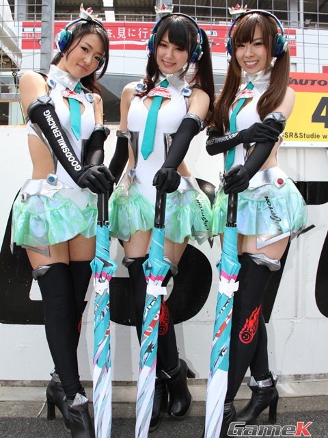 Những bộ cosplay rất dễ thương của người mẫu xe Nhật Bản 19