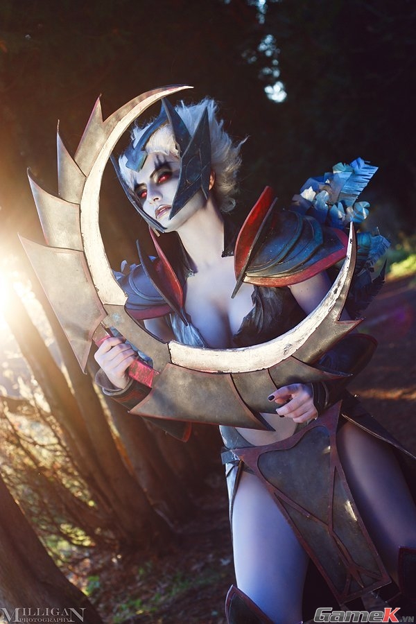 Bộ ảnh cosplay DOTA 2 cực nóng bỏng 13