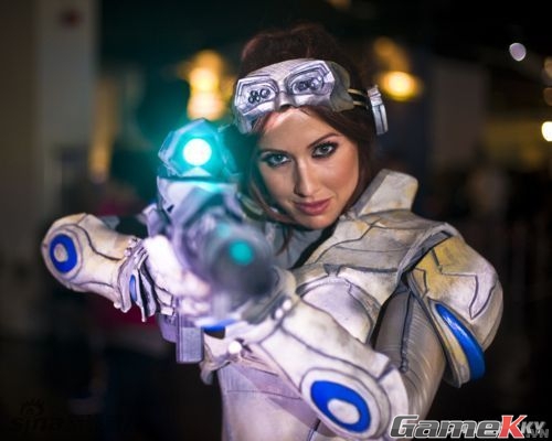 Những bộ cosplay rất nóng bỏng của phương Tây 16