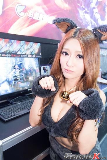 Toàn cảnh các showgirl tại Taipei Game Show 2014 50