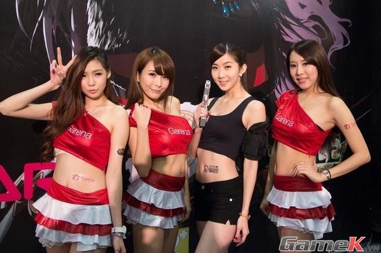 Toàn cảnh các showgirl tại Taipei Game Show 2014 72