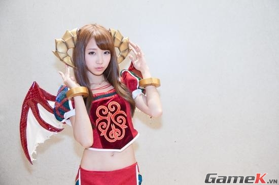 Toàn cảnh các showgirl tại Taipei Game Show 2014 86