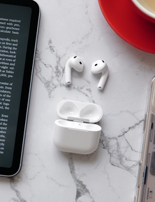 Trải nghiệm AirPods 4 ANC: Nhỏ hơn, nhẹ hơn và tốt hơn