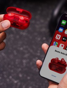 Apple ra mắt tai nghe true wireless giá rẻ chưa từng có: Pin 18 tiếng, thiết kế siêu nhỏ gọn, có cả phiên bản trong suốt