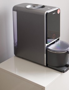 Bỏ gần 8 triệu mua máy làm sữa hạt này, lúc đầu xót ví nhưng càng dùng càng thấy hợp lý