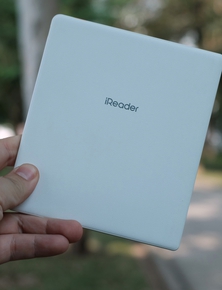 iReader Ocean 5C: Máy đọc sách e-ink màu tầm trung dành cho những người hay fomo