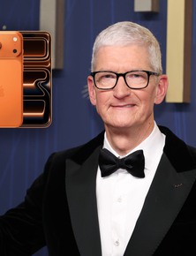 CEO Tim Cook rút iPhone 17 Pro Max Cam Vũ trụ khoe ngay trên thảm đỏ Emmy: "16 dùng vẫn tốt, nhưng 17 là phải có"