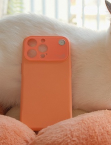 Tôi mua ốp lưng giống iPhone 17 Pro cho máy cũ, không phải để “đú” mà thực sự có tác dụng thực tiễn này