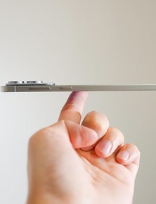 5 smartphone mỏng nhất thế giới ra mắt trong năm nay: Có cả điện thoại giá chỉ hơn 5 triệu đồng