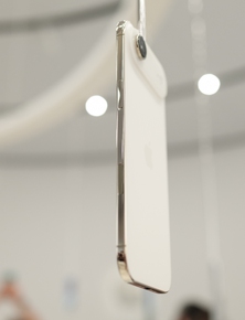 Cận cảnh iPhone Air "siêu mỏng cánh" đến khó tin vừa ra mắt: Apple vừa làm điều mà Samsung và chính iPad Pro cũng phải dè chừng