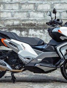 Peugeot XP400: "Sư tử Pháp" lai ADV ra mắt với ngoại hình hầm hố và khả năng vận hành đa địa hình