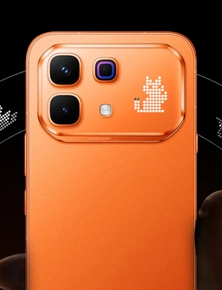 Lại có điện thoại "nhái" màu cam và thiết kế lưng iPhone 17 Pro, pin to gấp rưỡi, thêm màn hình phụ