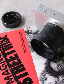 Trên tay và trải nghiệm nhanh TTArtisan AF 50mm F1.8 Neo: Ống kính AF Full Frame giá chỉ hơn 2 triệu, không biết phải đòi hỏi gì hơn