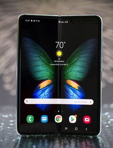 Cả ngành smartphone gập vẫn đi theo chuẩn mực Samsung đặt ra từ 2019