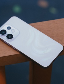 Trải nghiệm OPPO Reno16 5G: Thiết kế bắt mắt, camera nhiều tính năng chỉnh sửa "vui vẻ" và một cấu hình vừa đủ dùng