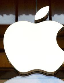 Bị chê chậm chân trong AI, Apple vẫn trở thành công ty thứ 2 đạt 5.000 tỷ USD vốn hóa