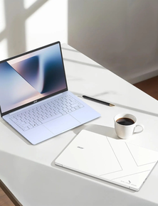 Acer ra mắt laptop nặng chỉ 799 gram