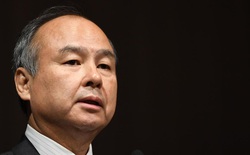 Toan tính mới của Masayoshi Son: Âm thầm mua vào 3,9 tỷ USD cổ phiếu của 25 công ty công nghệ lớn nhất thế giới gồm cả Amazon, Tesla