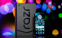Motorola Razr 2022 ra mắt: Thiết kế giống Galaxy Z Flip4, Snapdragon 8+ Gen 1, giá 20.9 triệu đồng