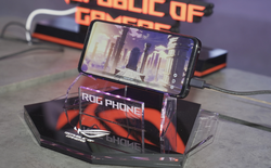 Mở bán ASUS ROG Phone 7: Gaming phone đáng mua nhất, giá rẻ hơn iPhone 14 Pro Max