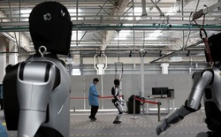 Gần 30 vạn robot Trung Quốc đang cố gắng "cứu rỗi" quốc gia dân số già, thiếu hụt nhân công